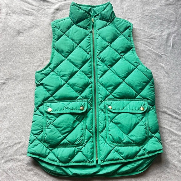 J. Crew Vibrant Green Quilted Vest - Picture 7 of 7